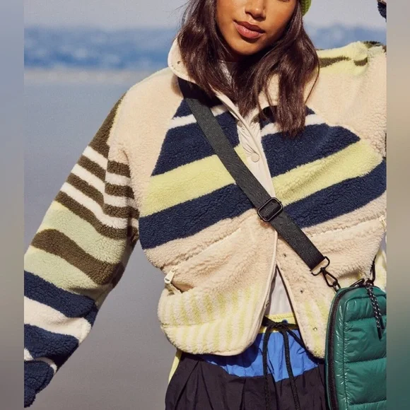 FP MOVEMENT Hit The Slopes Printed Fleece Jacket / Fielding Stripe Combo - Picture 2 of 9